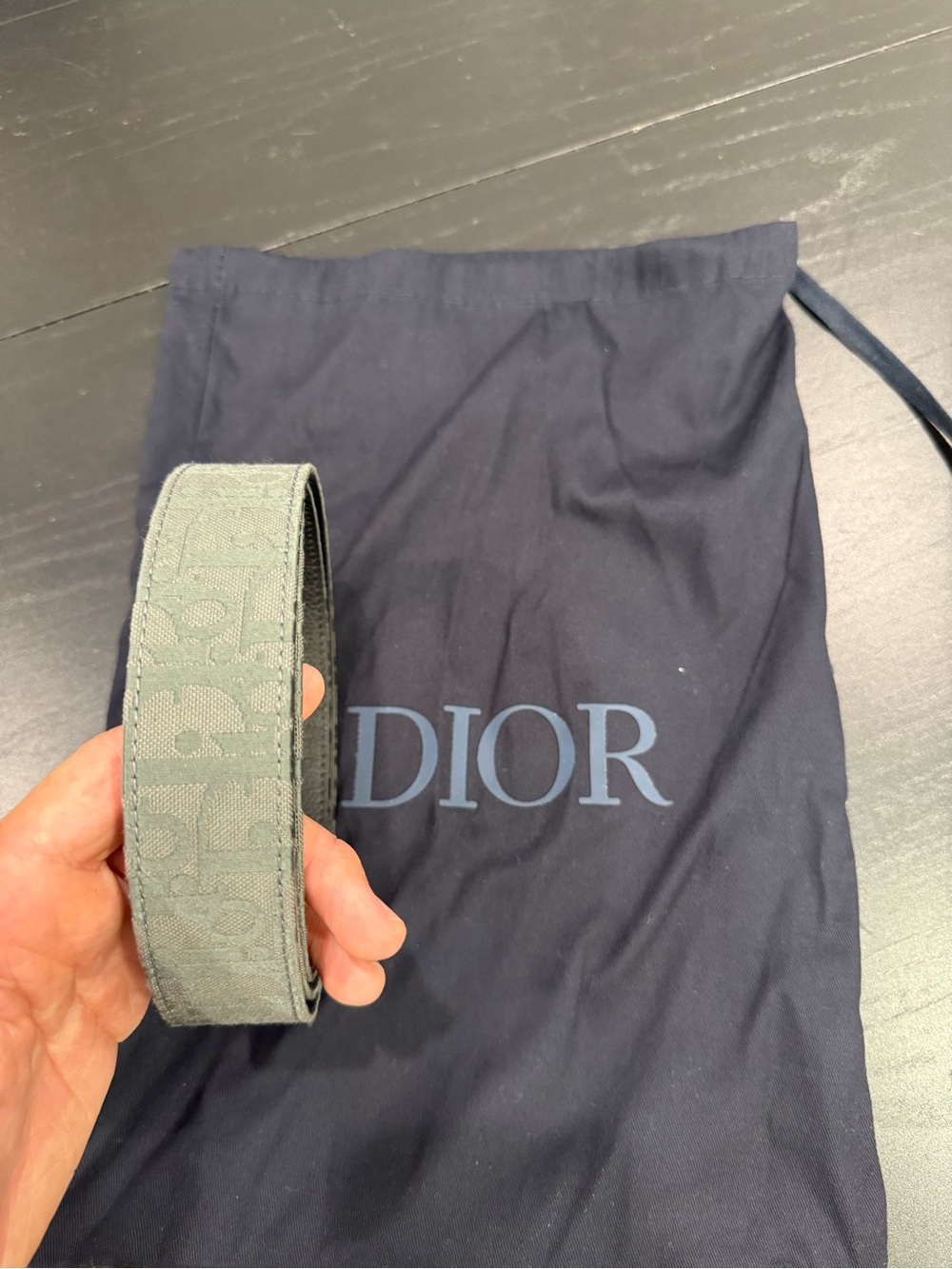 Men’s Dior reversible belt 95/38 brand new with tag and dust bag but no box - Picture 2 of 3